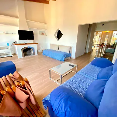 Sa Punta Duplex * 칼라 라트자다