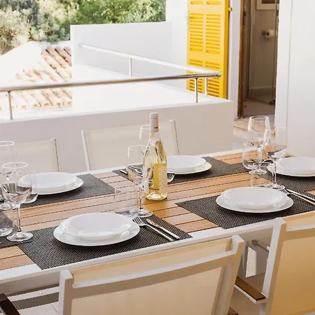 Sa Punta Duplex * 칼라 라트자다