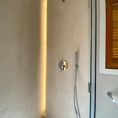 Sa Punta Duplex 아파트 칼라 라트자다